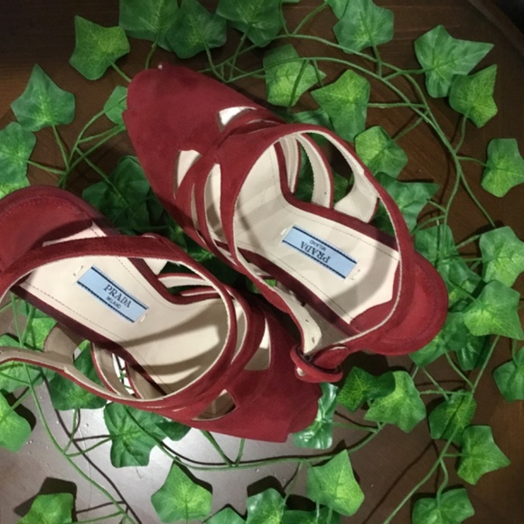 ⭐️ Host Pick ⭐️ Red Suede Prada Strappy Platform Heels - Picture 3 of 9